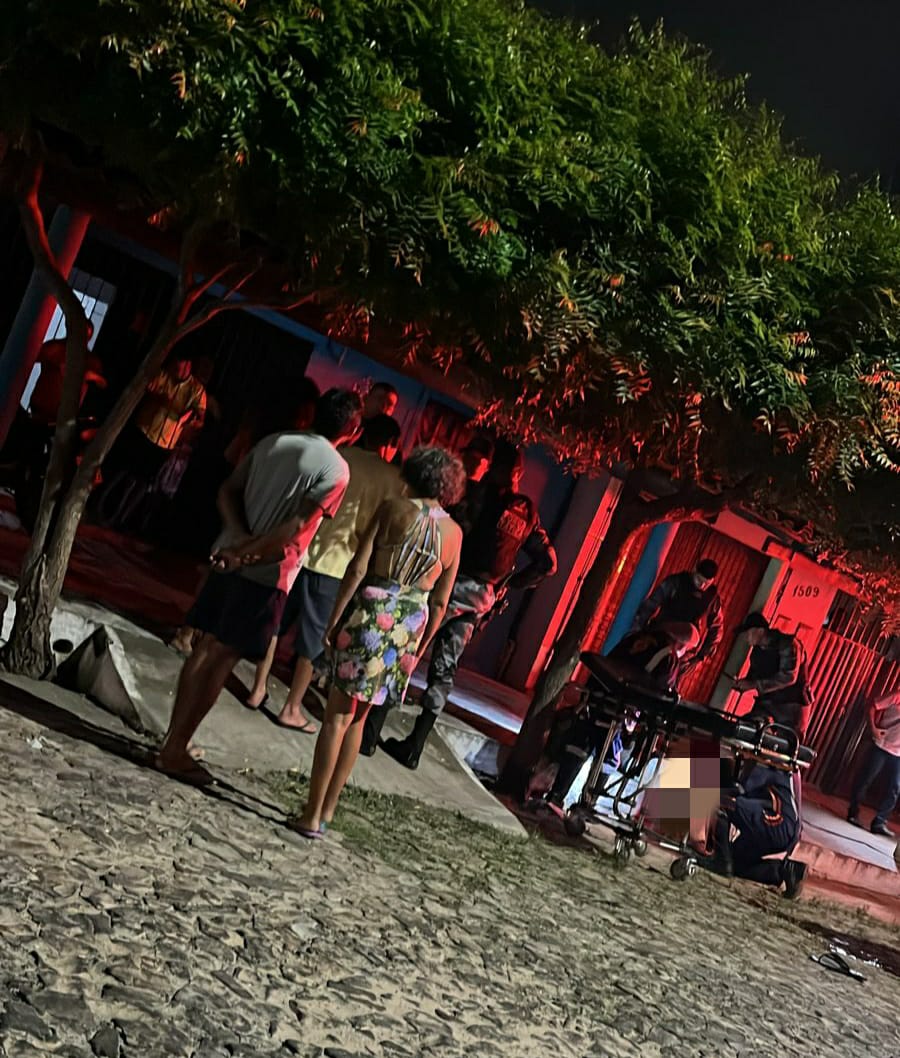 Homem é baleado e fica com fratura exposta após briga em bar no Litoral do Piauí