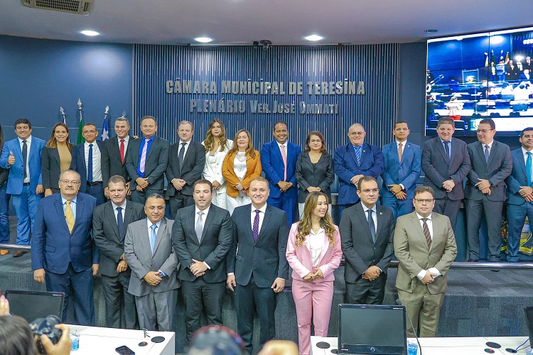 Vereadores de Teresina iniciam ano legislativo em sessão solene; Dr. Pessoa não foi à solenidade