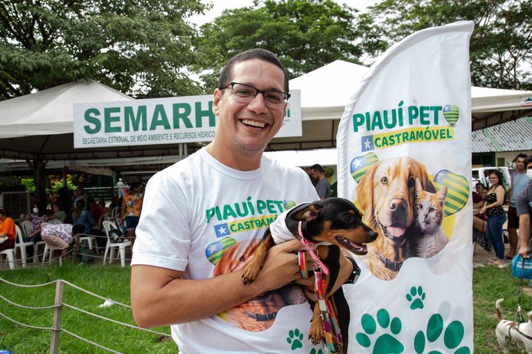 Semarh realiza mais de 500 castrações de pet’s através do Piauí Pet Castramóvel