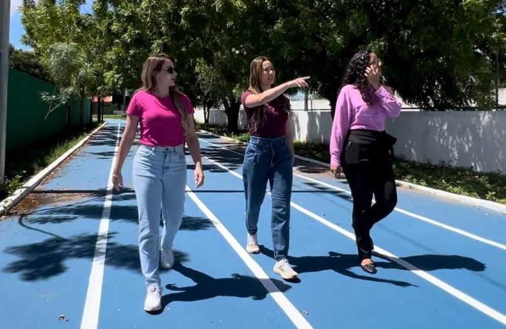 Josiene Campelo visita obras em centros esportivos de Teresina
