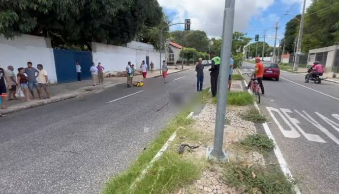 Jovem morre e outro fica ferido após acidente entre moto e caminhonete no Saci