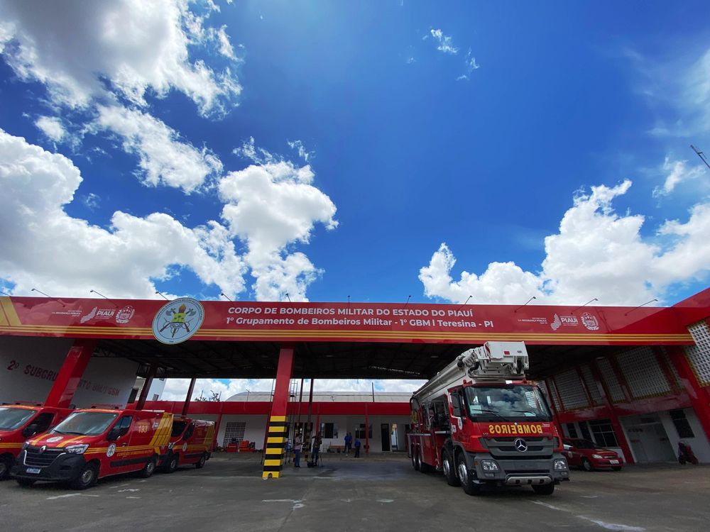 Governo do Estado entrega novas viaturas e equipamentos para o Corpo de Bombeiros na segunda (8)