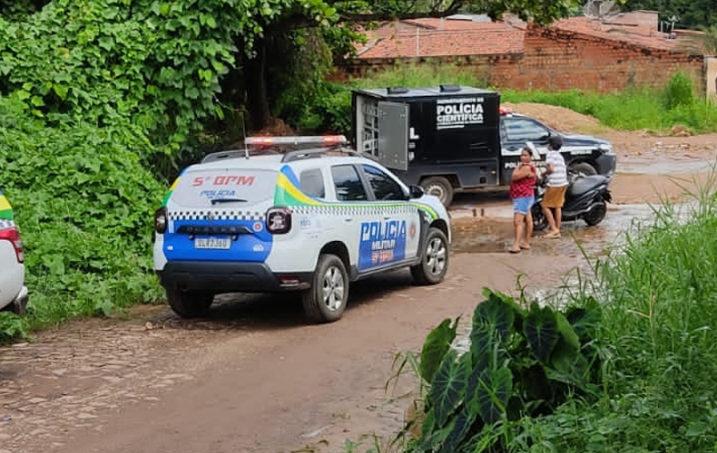 Corpo é encontrado em córrego na zona Leste de Teresina