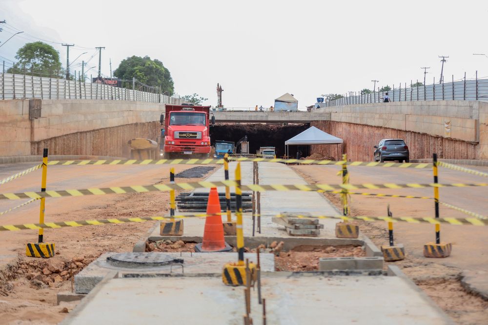 Ministro dos Transporte vistoria obras de rebaixamento da João XXIII nesta sexta-feira (26)