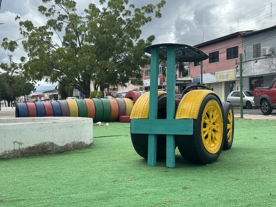 Prefeitura inaugura novo espaço de lazer no Mocambinho