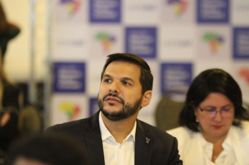 Em Brasília, Washington Bandeira discute Plano Nacional de Educação durante reunião do Consed