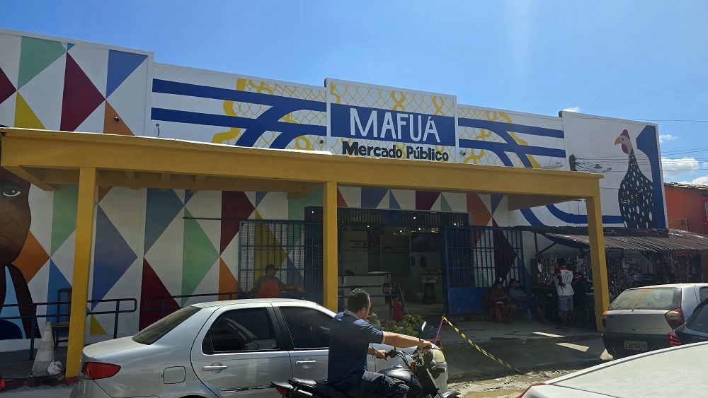 Prefeitura de Teresina realiza entrega de reforma do Mercado do Mafuá e casas no Leonel Brizola