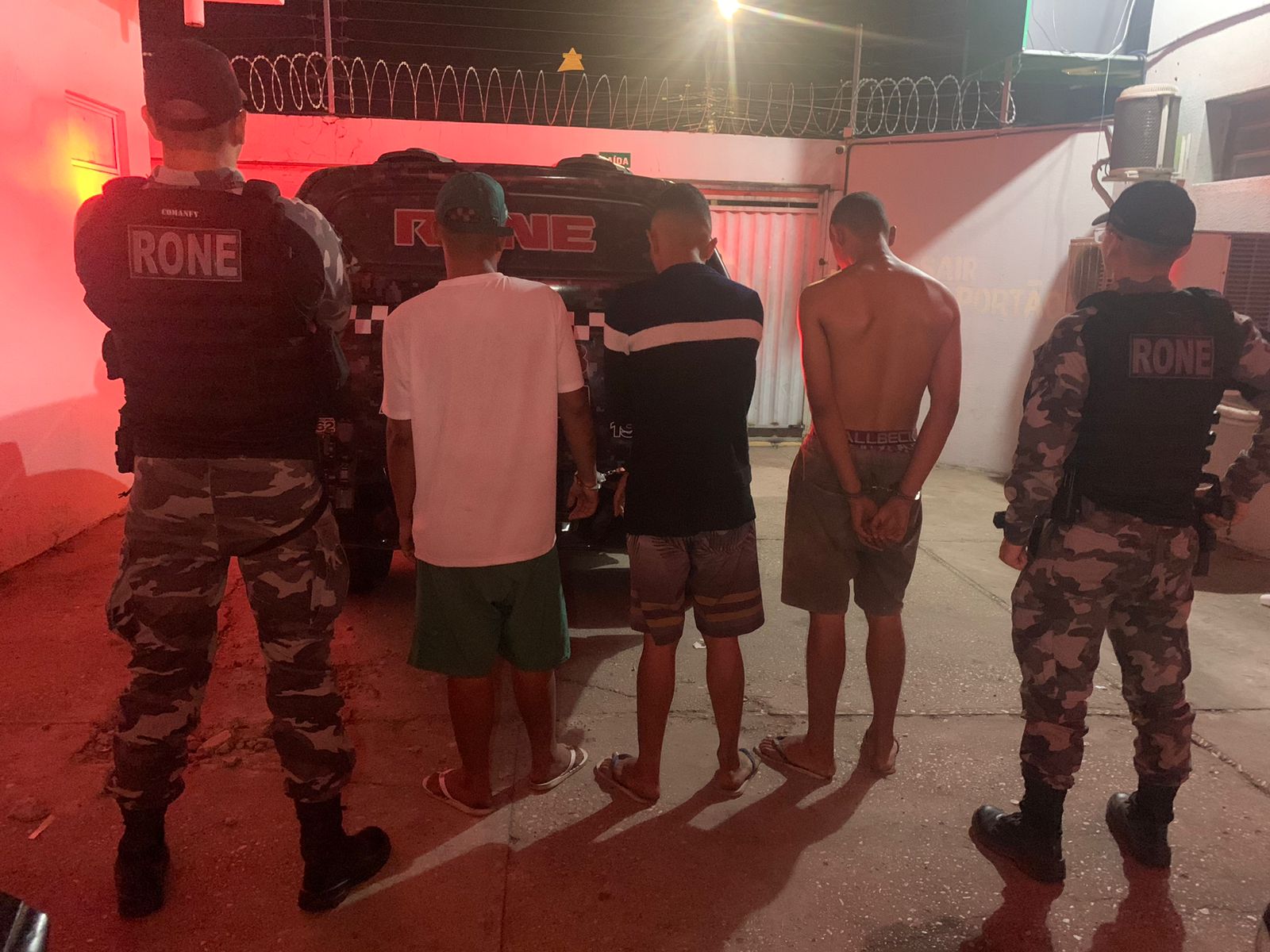 Trio é preso após realizar assaltos e serem perseguidos pela PM em Teresina