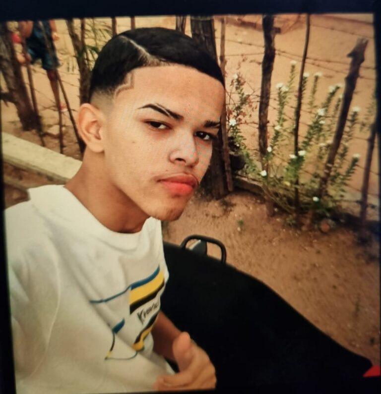 Polícia não descarta conexão entre mortes de adolescente e homem na Zona Leste