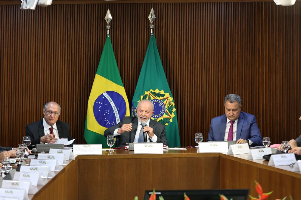 Rafael destaca resultados positivos do Piauí ao participar de reunião com Lula e governadores sobre segurança